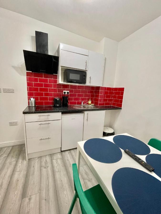 Comfortable - Cosy - Budget Studios In City Center London Exterior foto