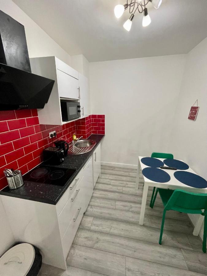 Comfortable - Cosy - Budget Studios In City Center London Exterior foto