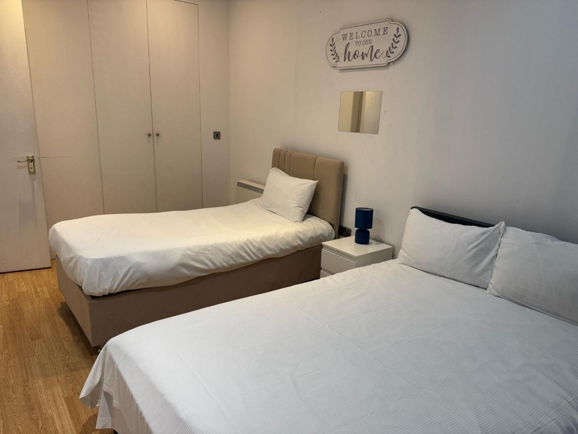 Comfortable - Cosy - Budget Studios In City Center London Exterior foto