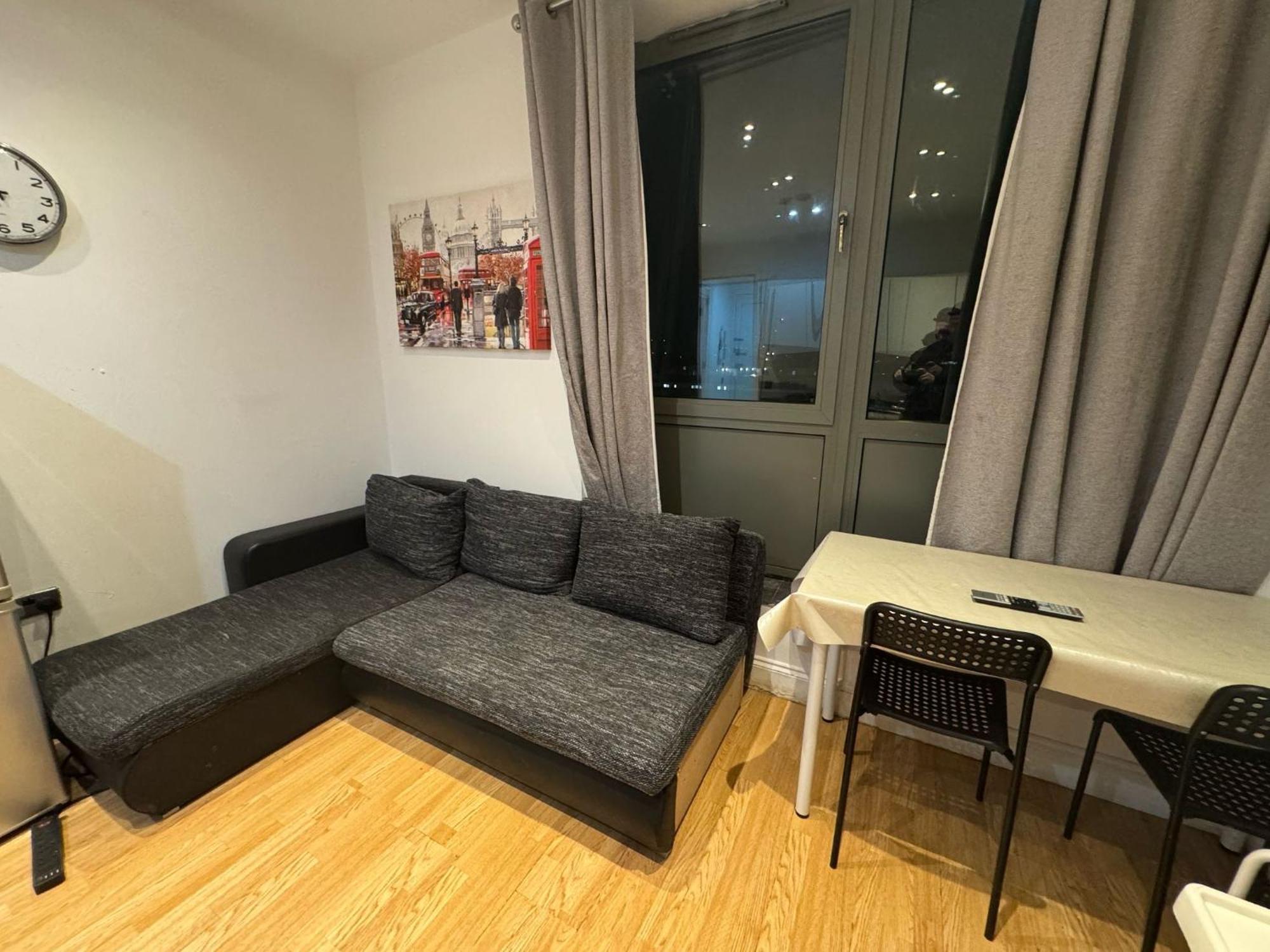 Comfortable - Cosy - Budget Studios In City Center London Exterior foto